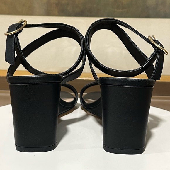 🌹STUART WEITZMAN🌹 Ave Strappy Wedge Sandals In Black Size: 7.5 - Picture 9 of 15